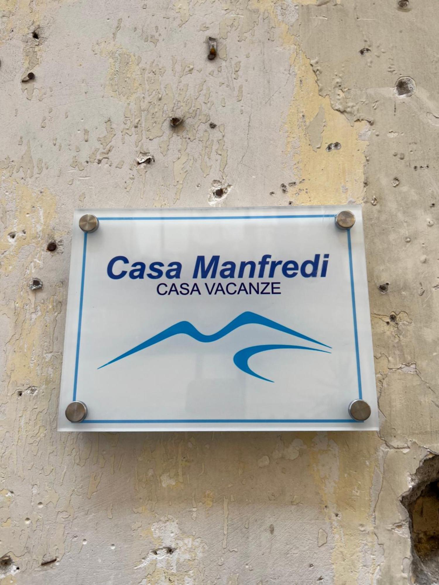 ナポリ Casa Manfredi Bed & Breakfast エクステリア 写真