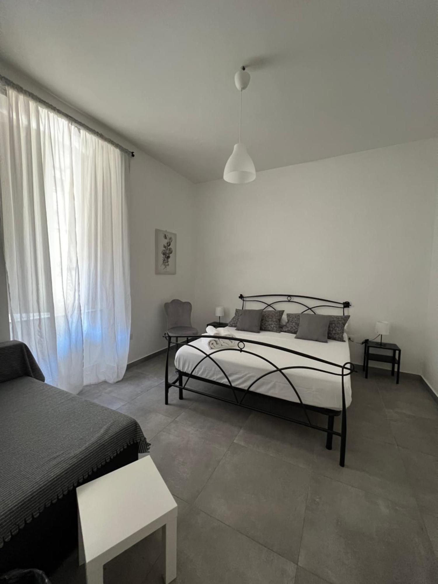 ナポリ Casa Manfredi Bed & Breakfast エクステリア 写真